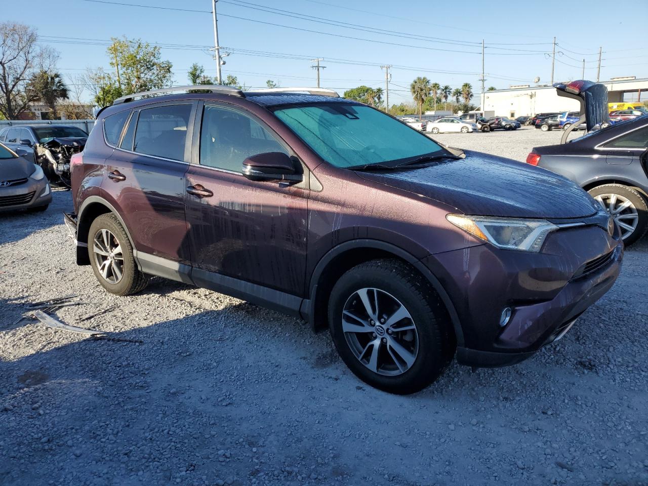 2017 Toyota RAV 4 - Image 4