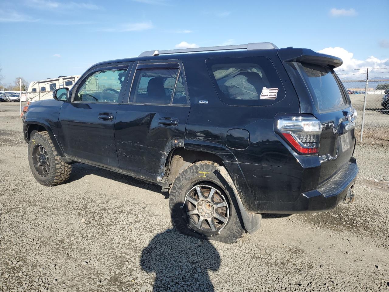 2016 Toyota 4Runner - Image 2