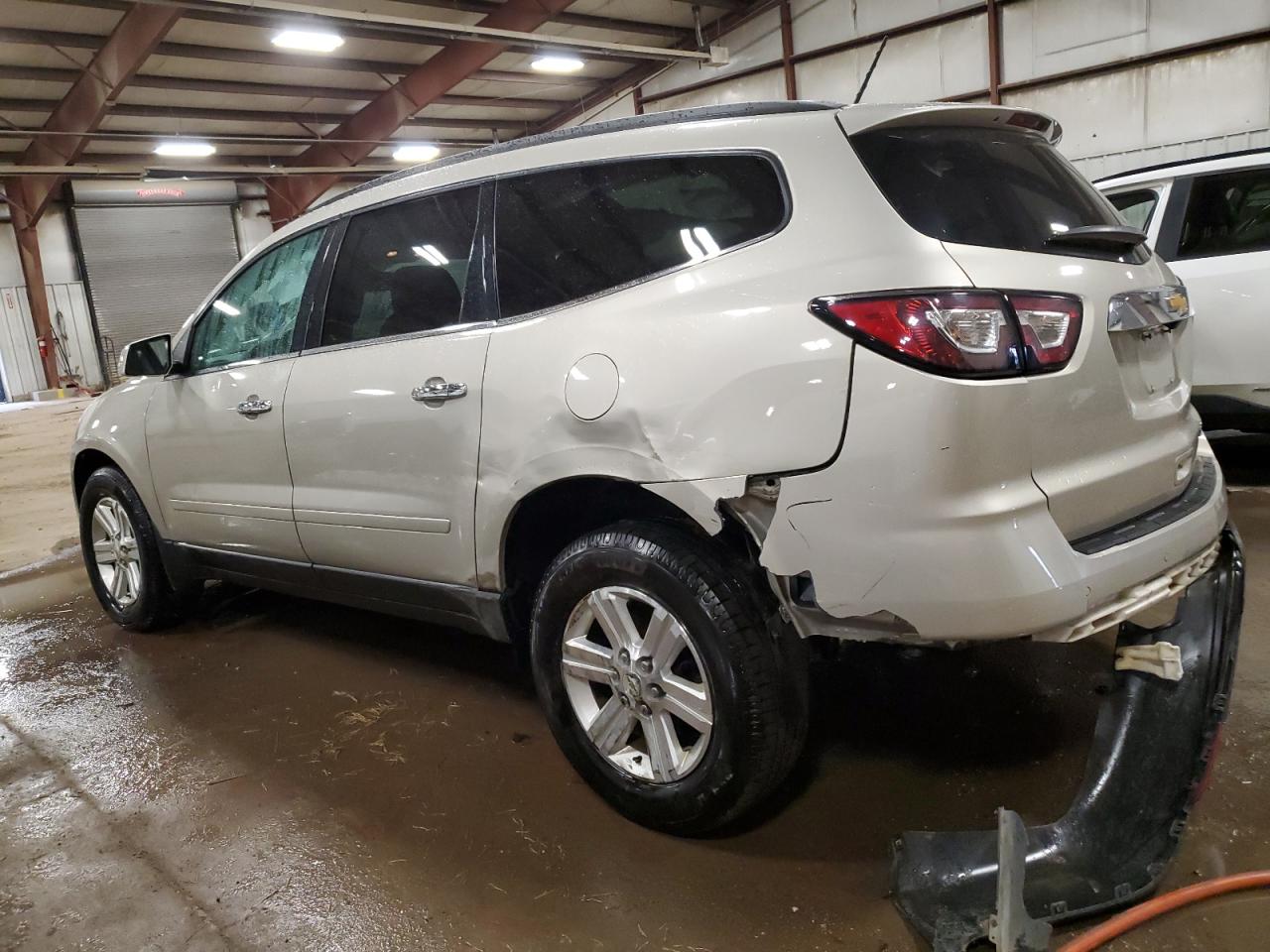 2014 Chevrolet Traverse - Image 2