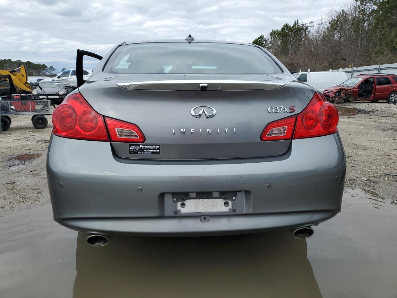 2012 Infiniti G - Image 6