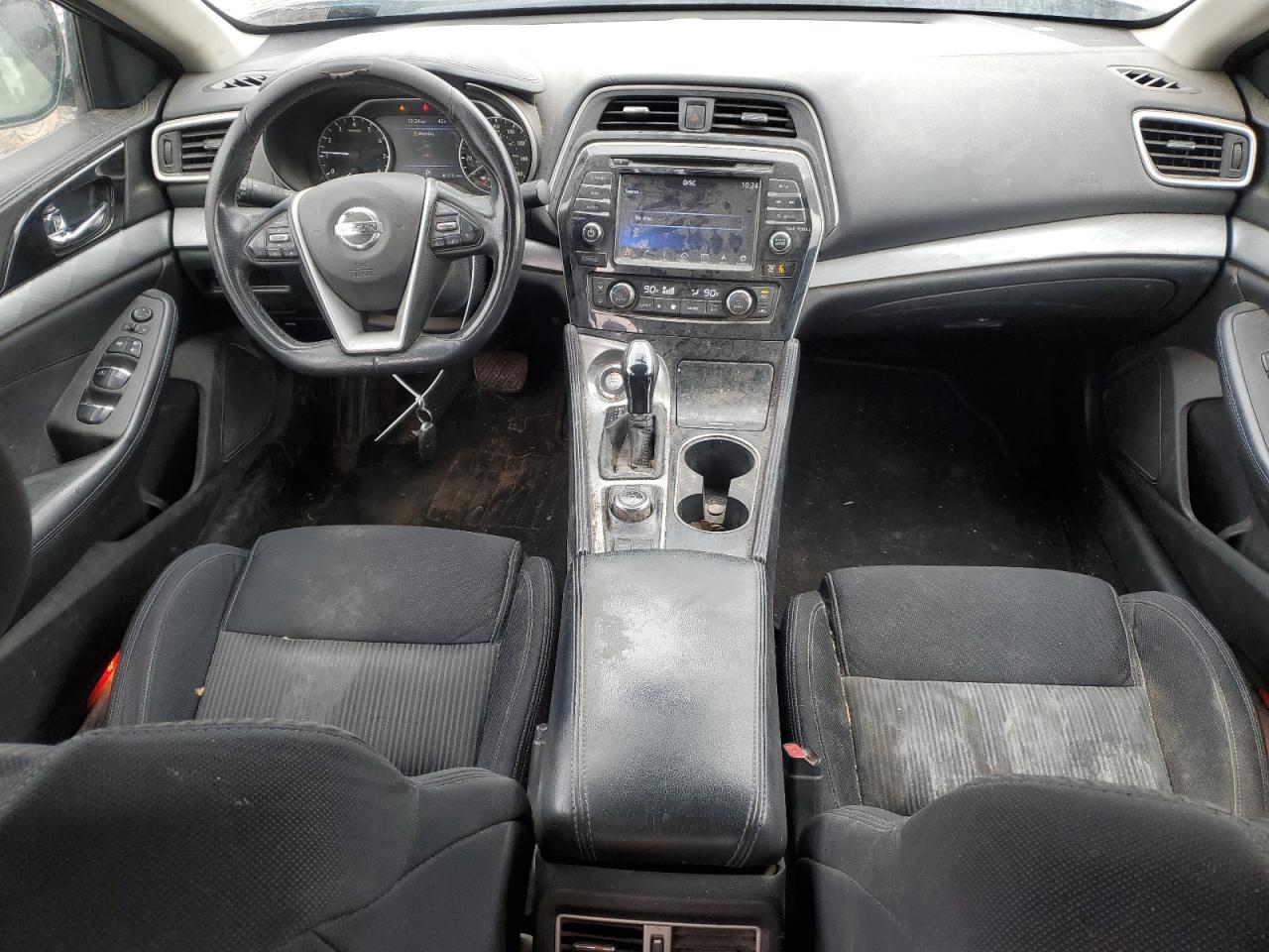 2017 Nissan Maxima - Image 8