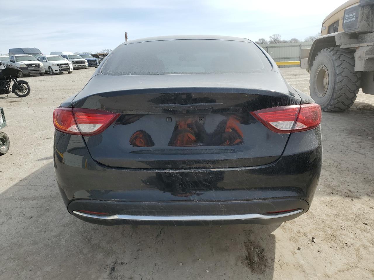 2015 Chrysler 200 - Image 6