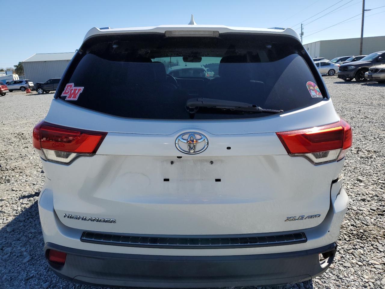 2018 Toyota Highlander - Image 6