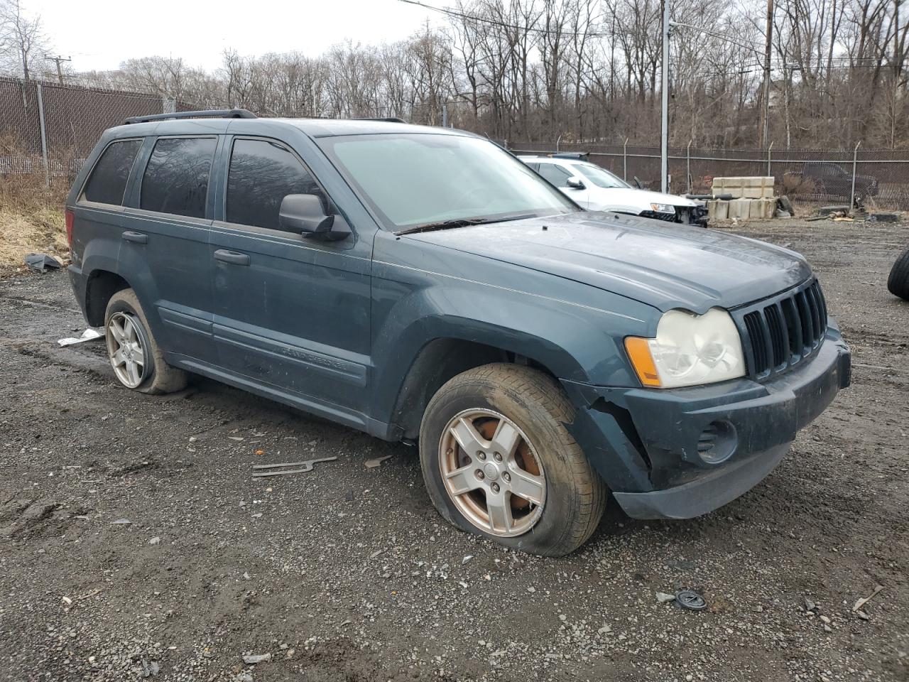 2005 Jeep Grand Cherokee - Image 4