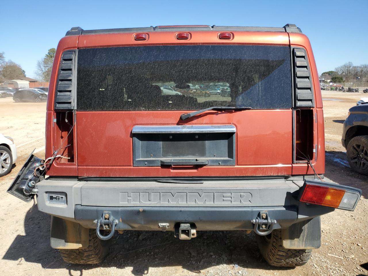 2004 Hummer H2 - Image 6