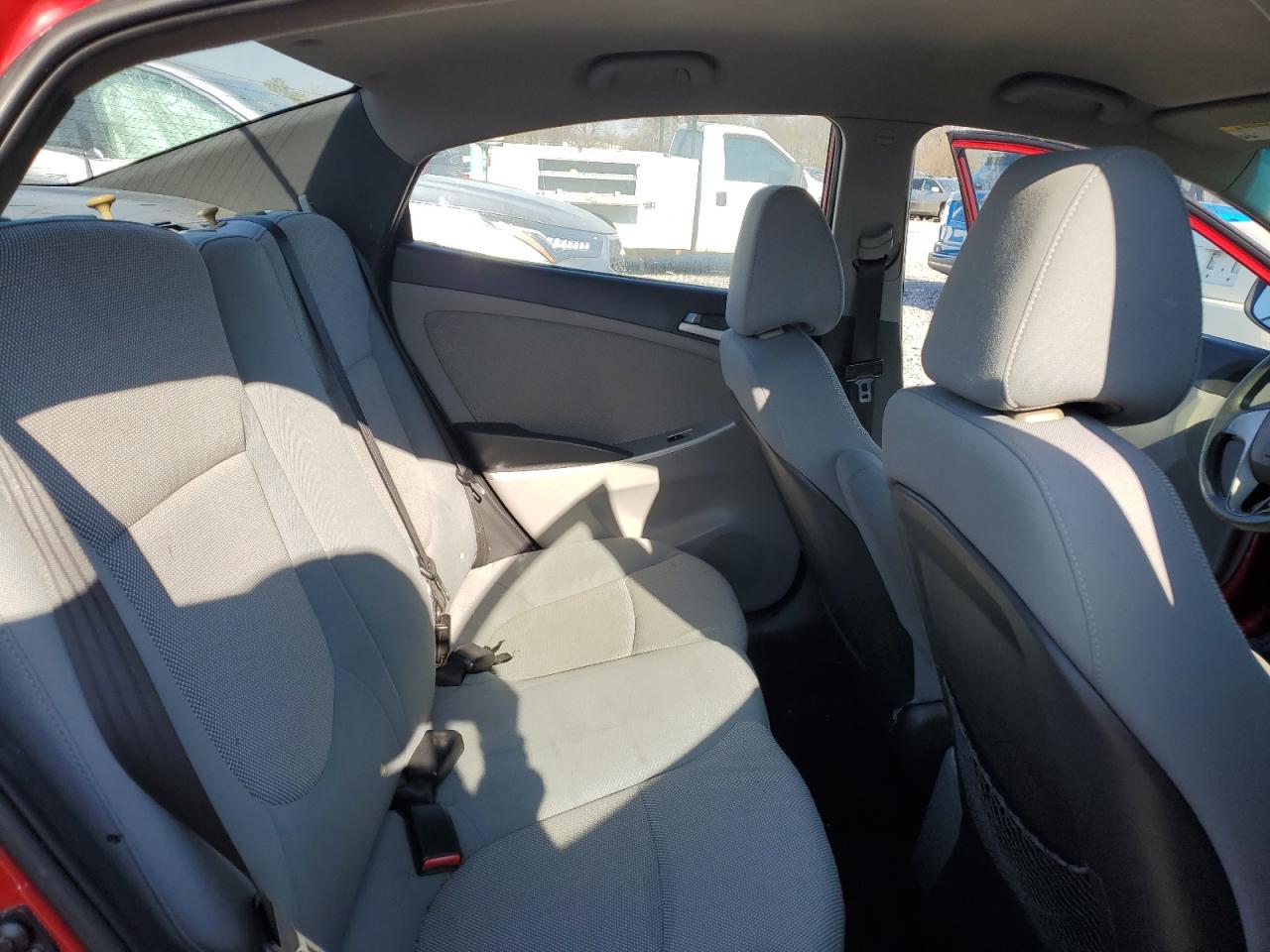 2013 Hyundai Accent - Image 10