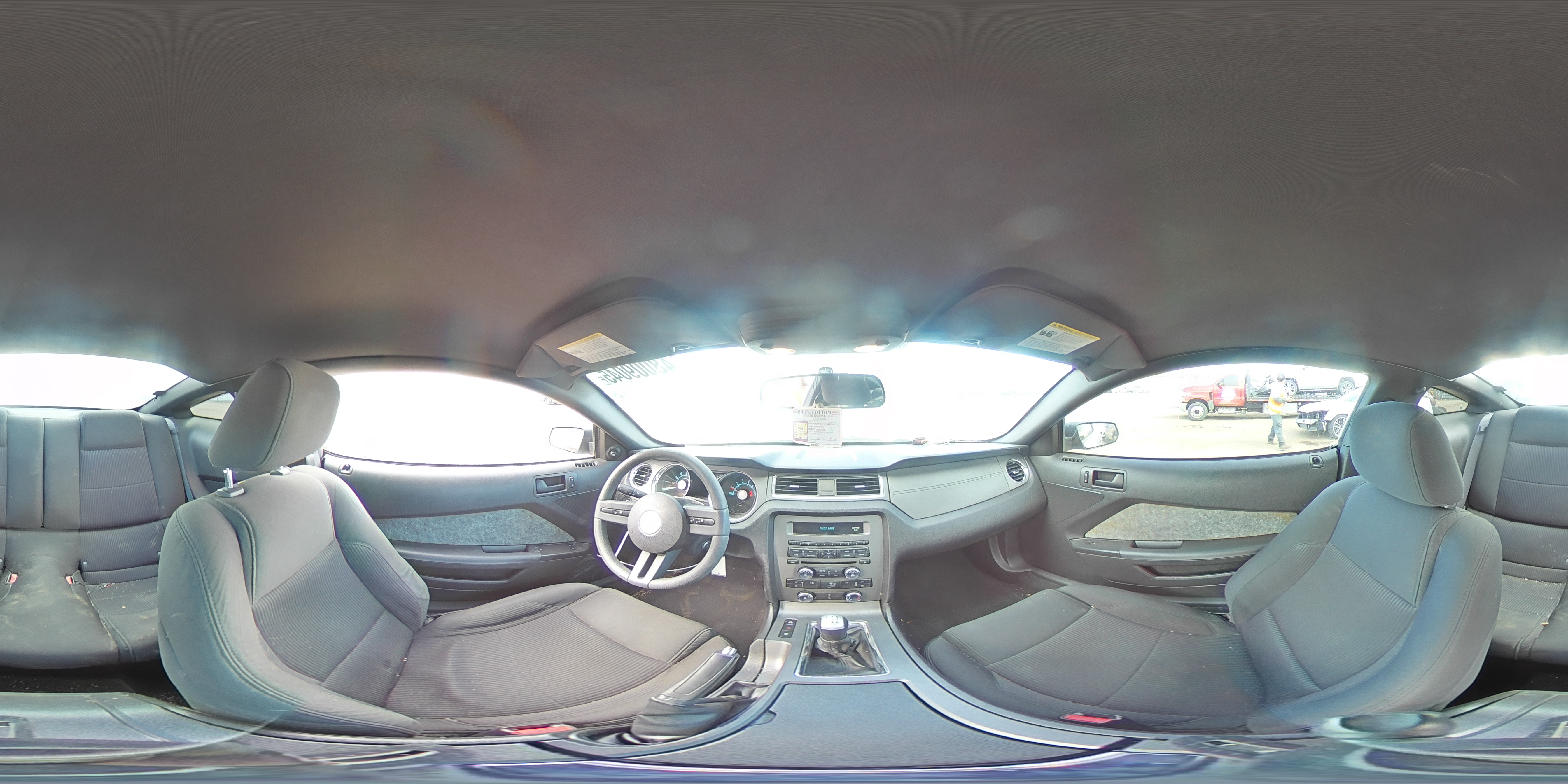 2010 Ford Mustang - Image 12