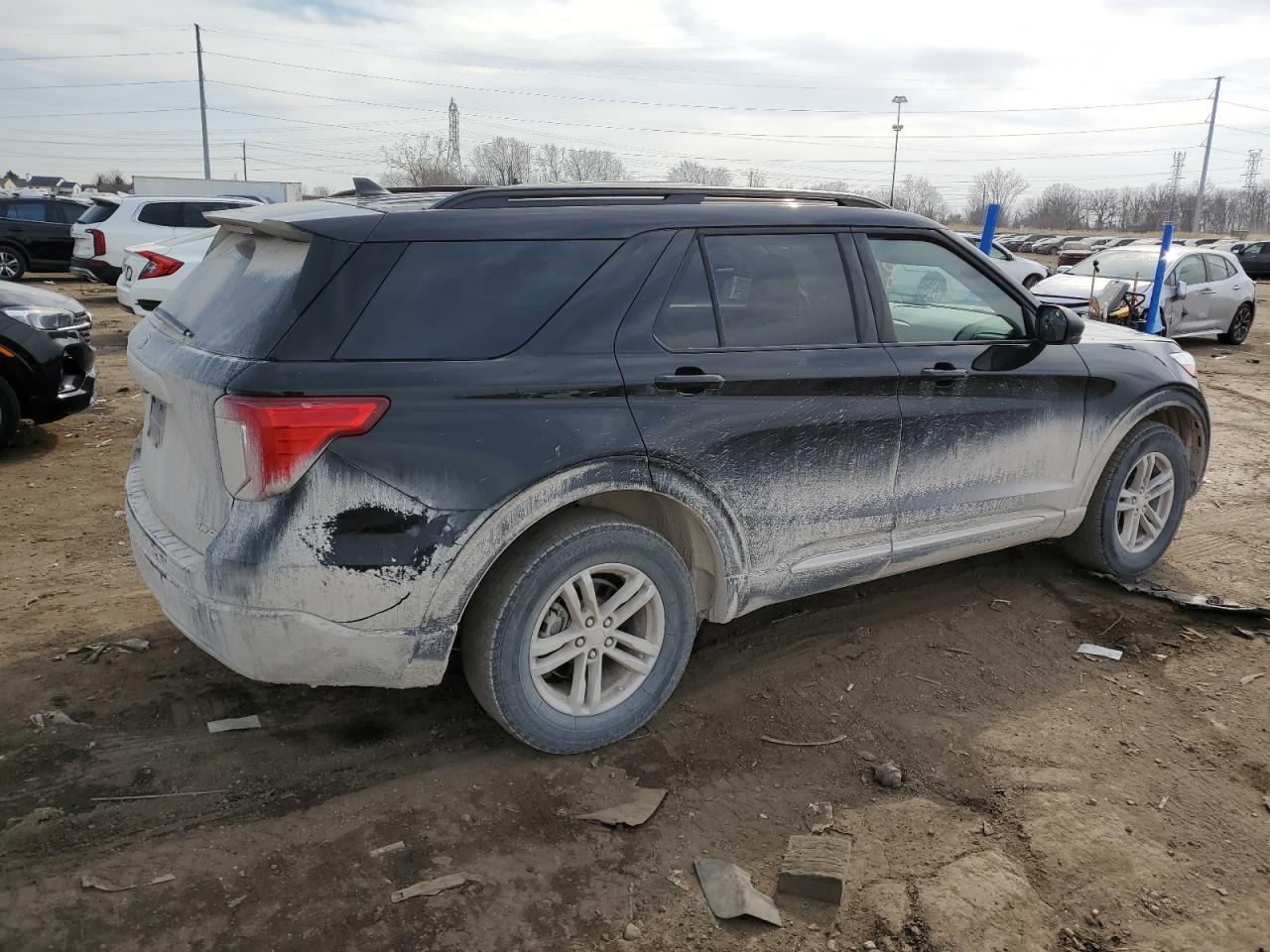 2022 Ford Explorer - Image 3