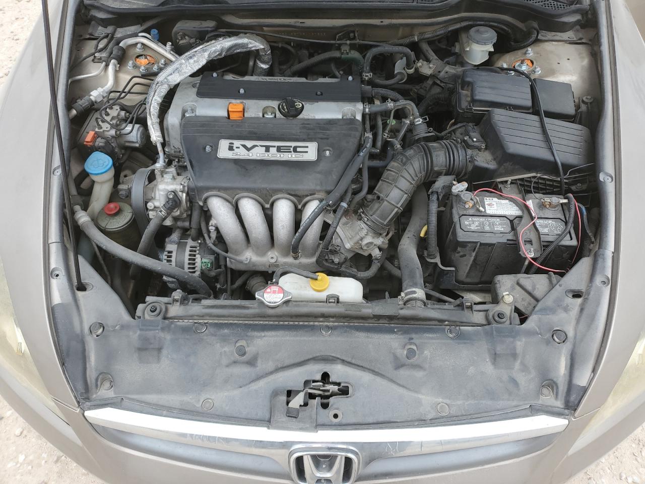 2006 Honda Accord - Image 12