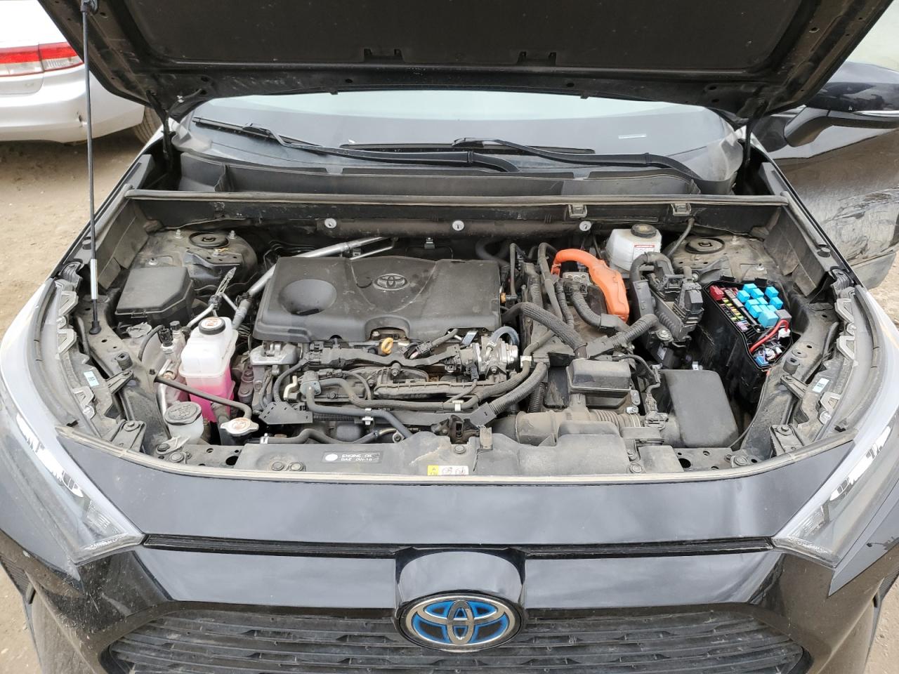 2022 Toyota RAV 4 - Image 12