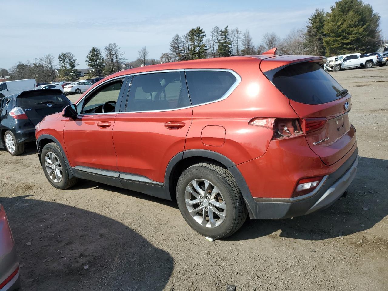 2019 Hyundai Santa Fe - Image 2