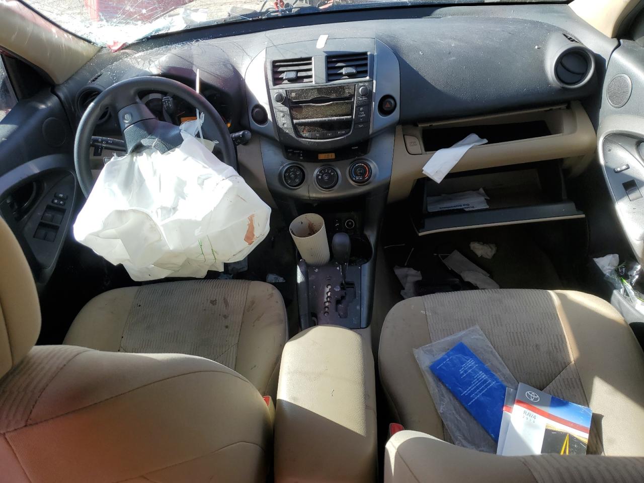 2010 Toyota RAV 4 - Image 8