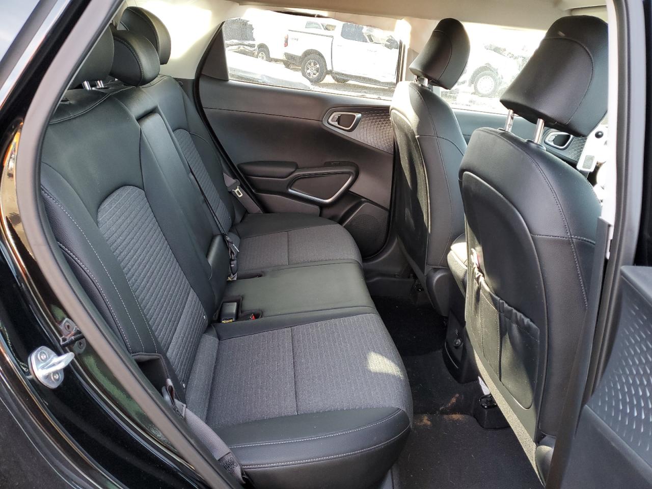 2020 Kia Soul - Image 11