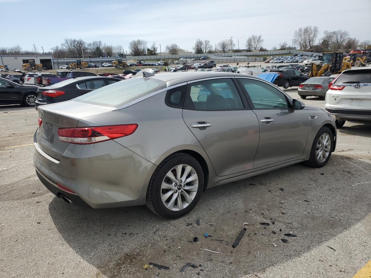 2017 Kia Optima - Image 3