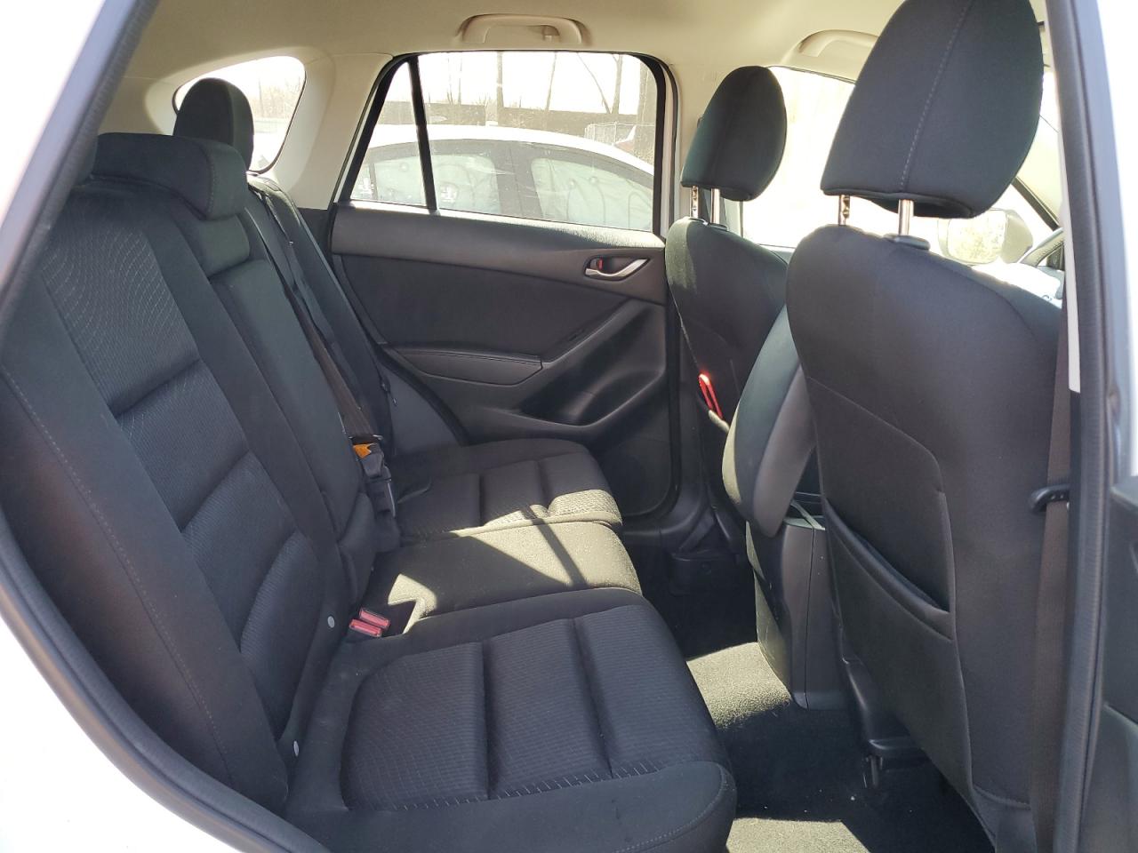 2015 Mazda CX-5 - Image 12