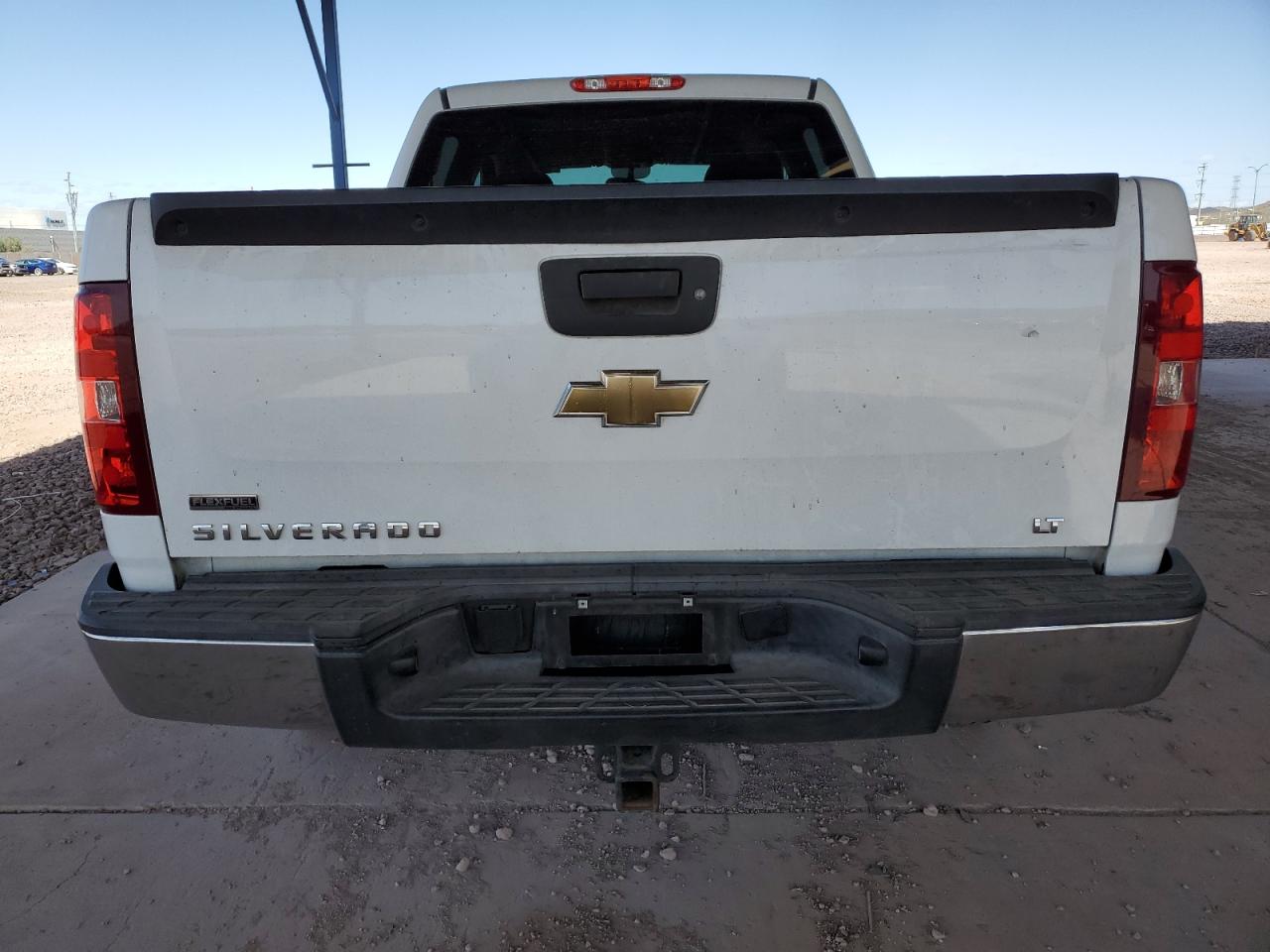 2011 Chevrolet Silverado - Image 6