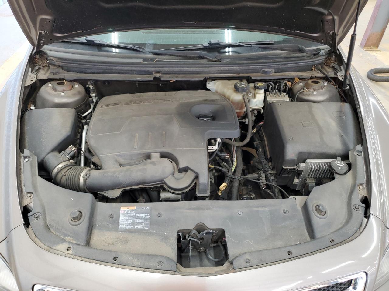 2011 Chevrolet Malibu - Image 11