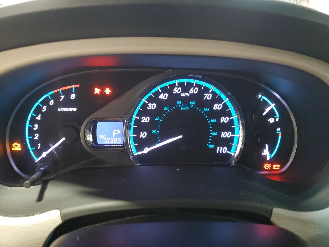 2014 Toyota Sienna - Image 9