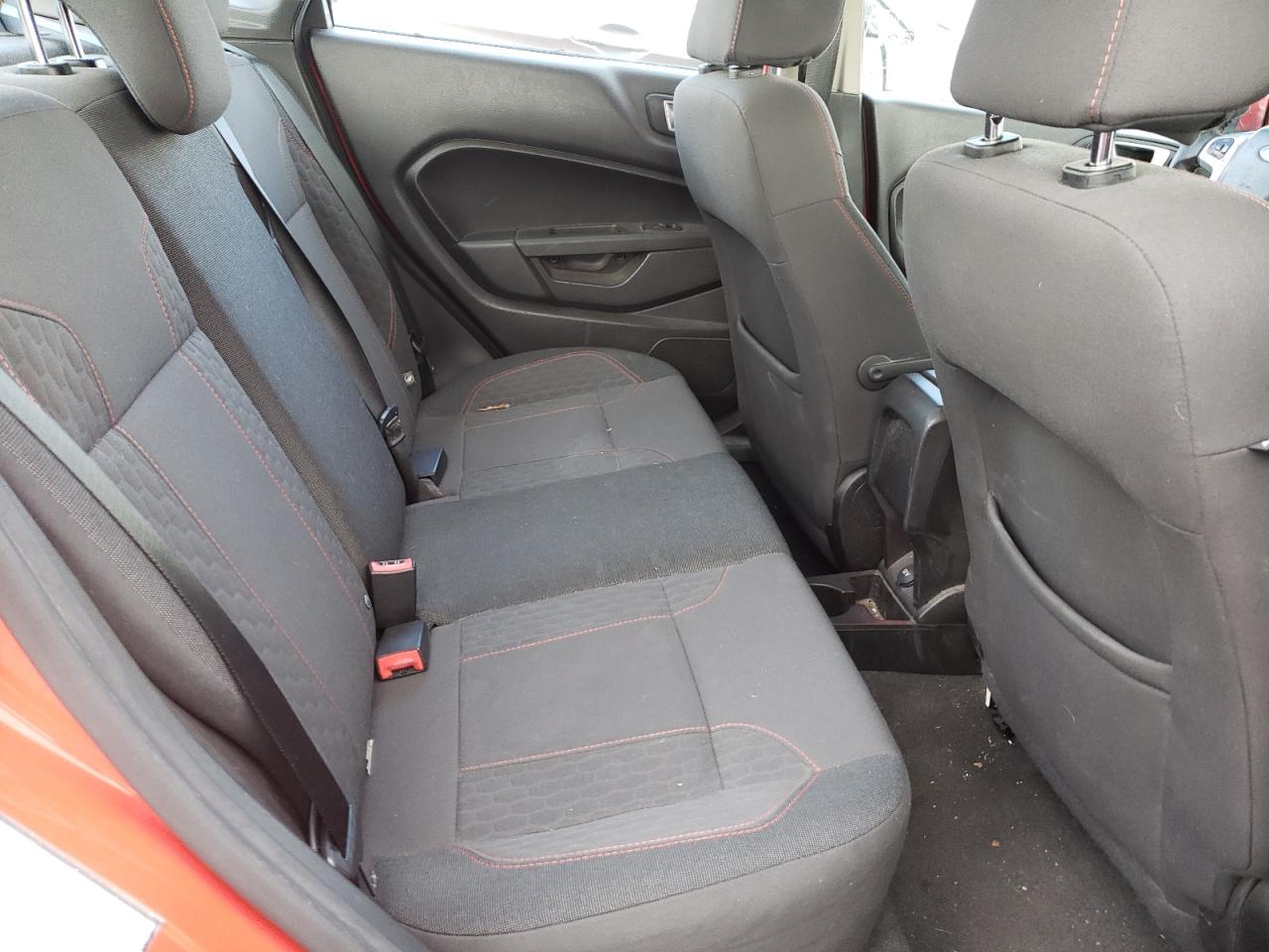 2015 Ford Fiesta - Image 10