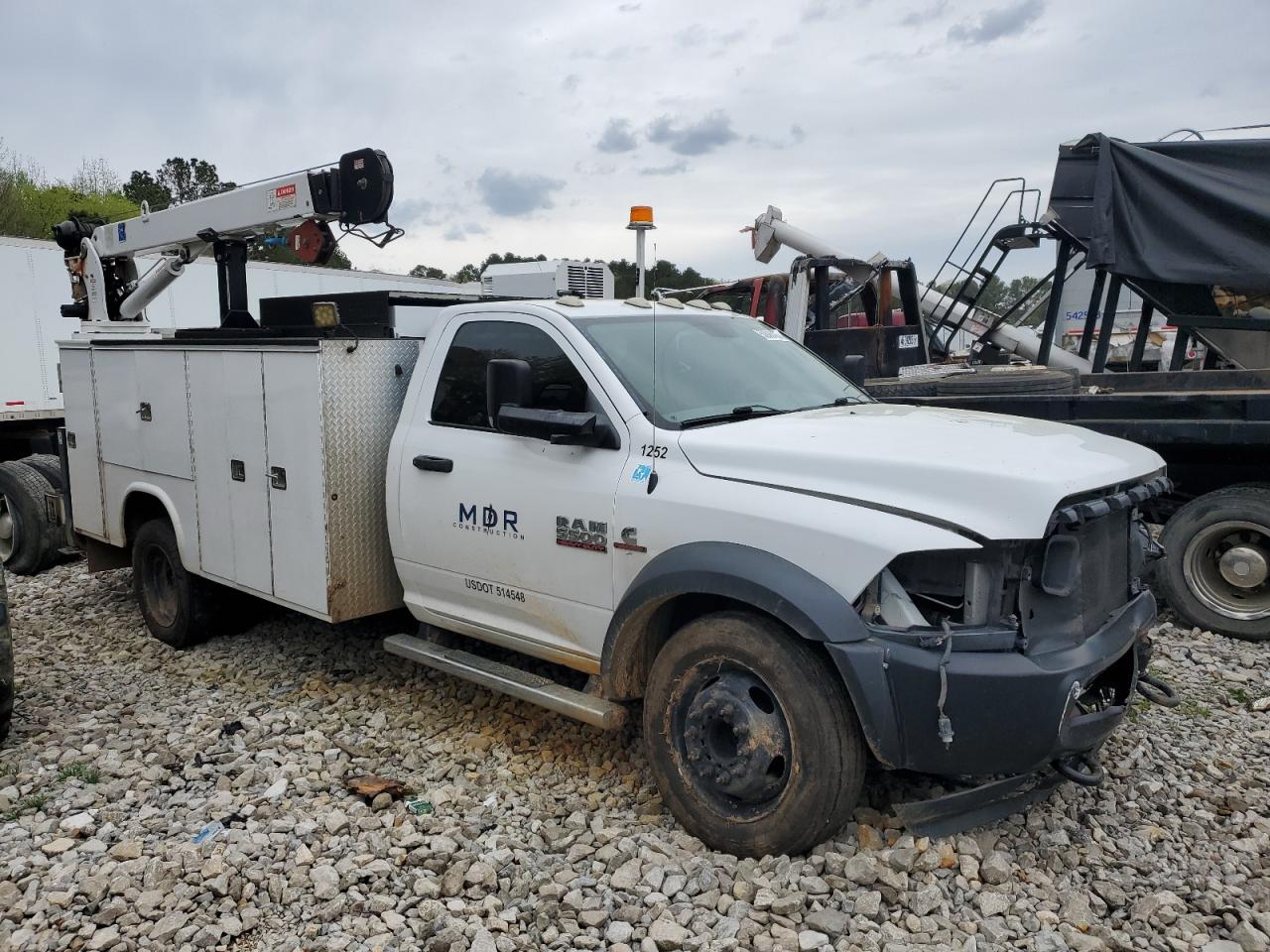 2016 Dodge Ram 5500 Service Truck for Sale in Florence, MS - Front End