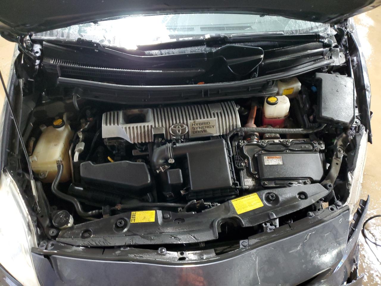 2013 Toyota Prius - Image 11
