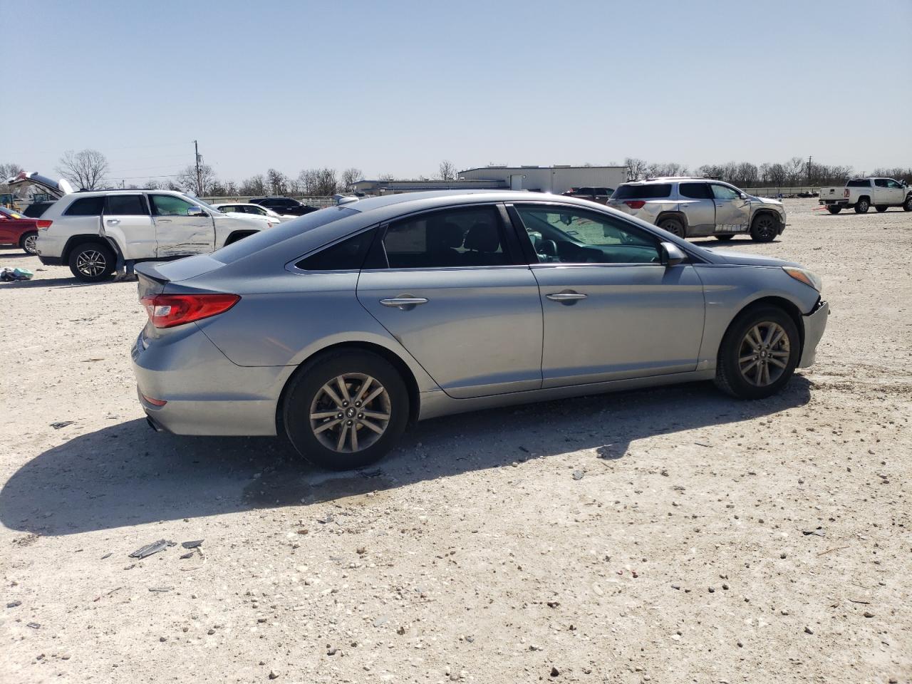 2016 Hyundai Sonata - Image 3