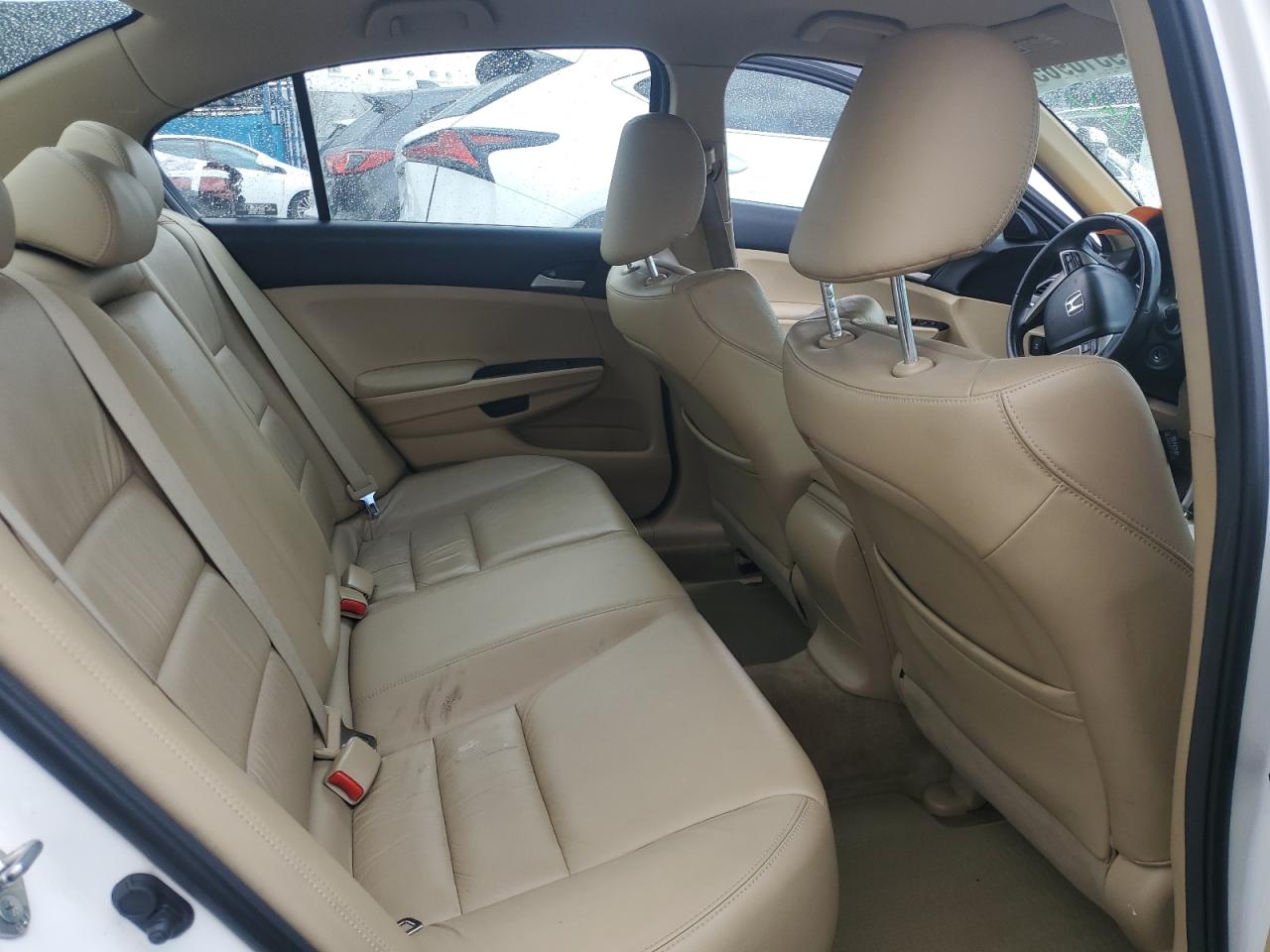 2012 Honda Accord - Image 10