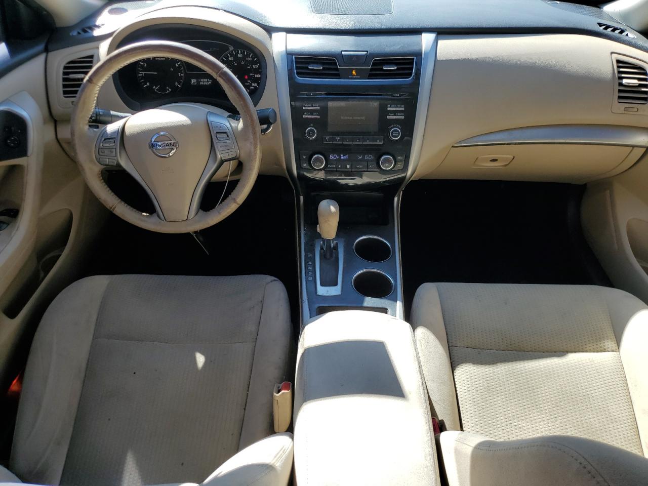 2015 Nissan Altima - Image 8