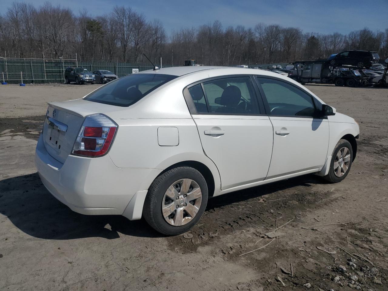 2010 Nissan Sentra - Image 3