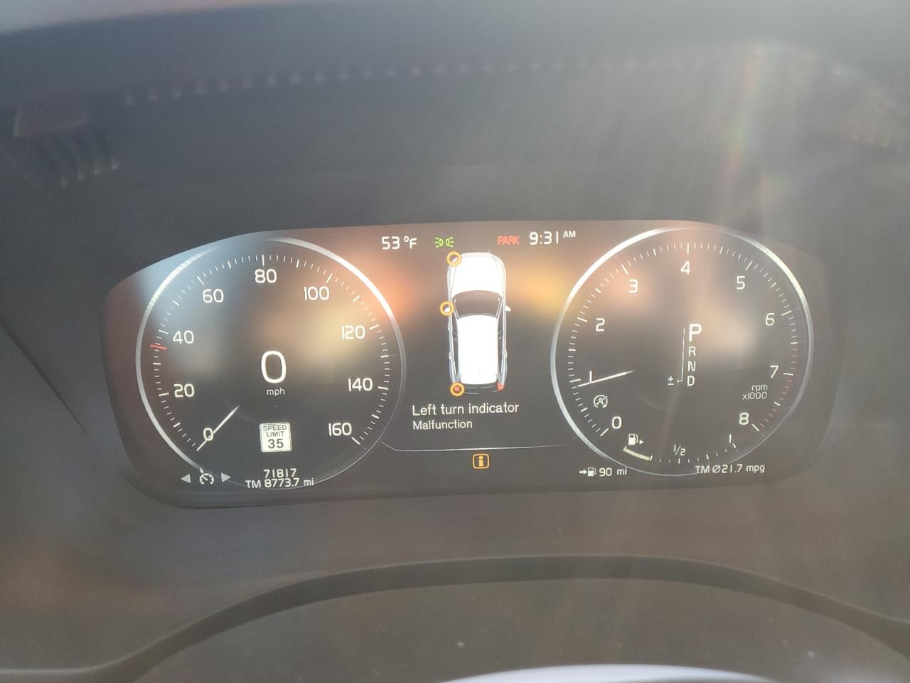 2019 Volvo XC60 - Image 9