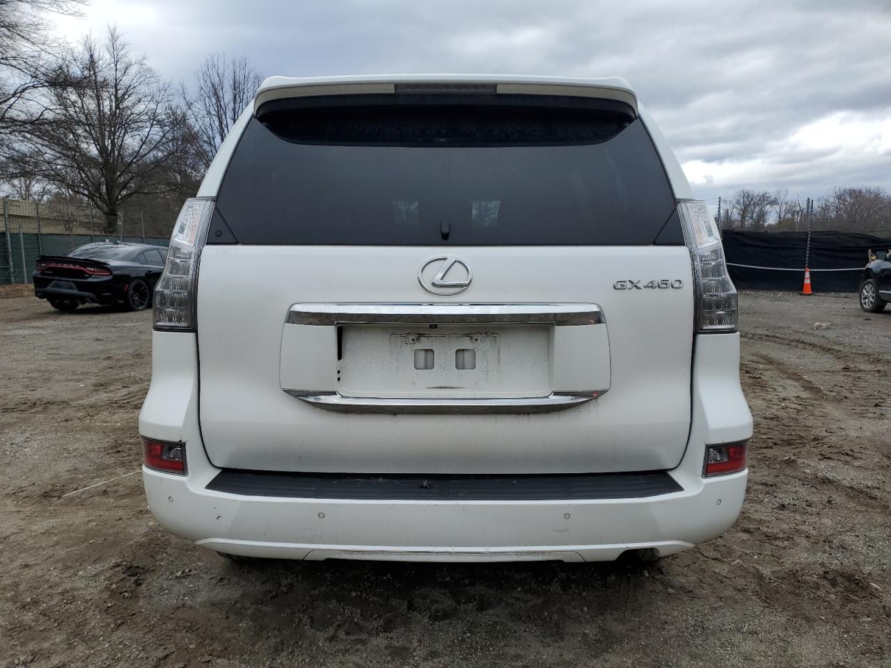 2014 Lexus GX - Image 6