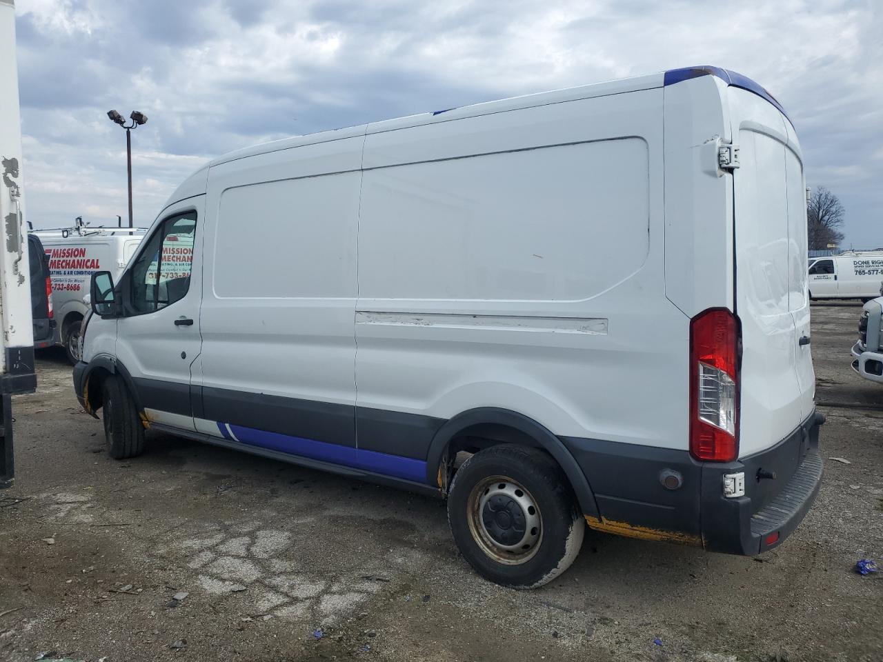 2015 Ford Transit - Image 2