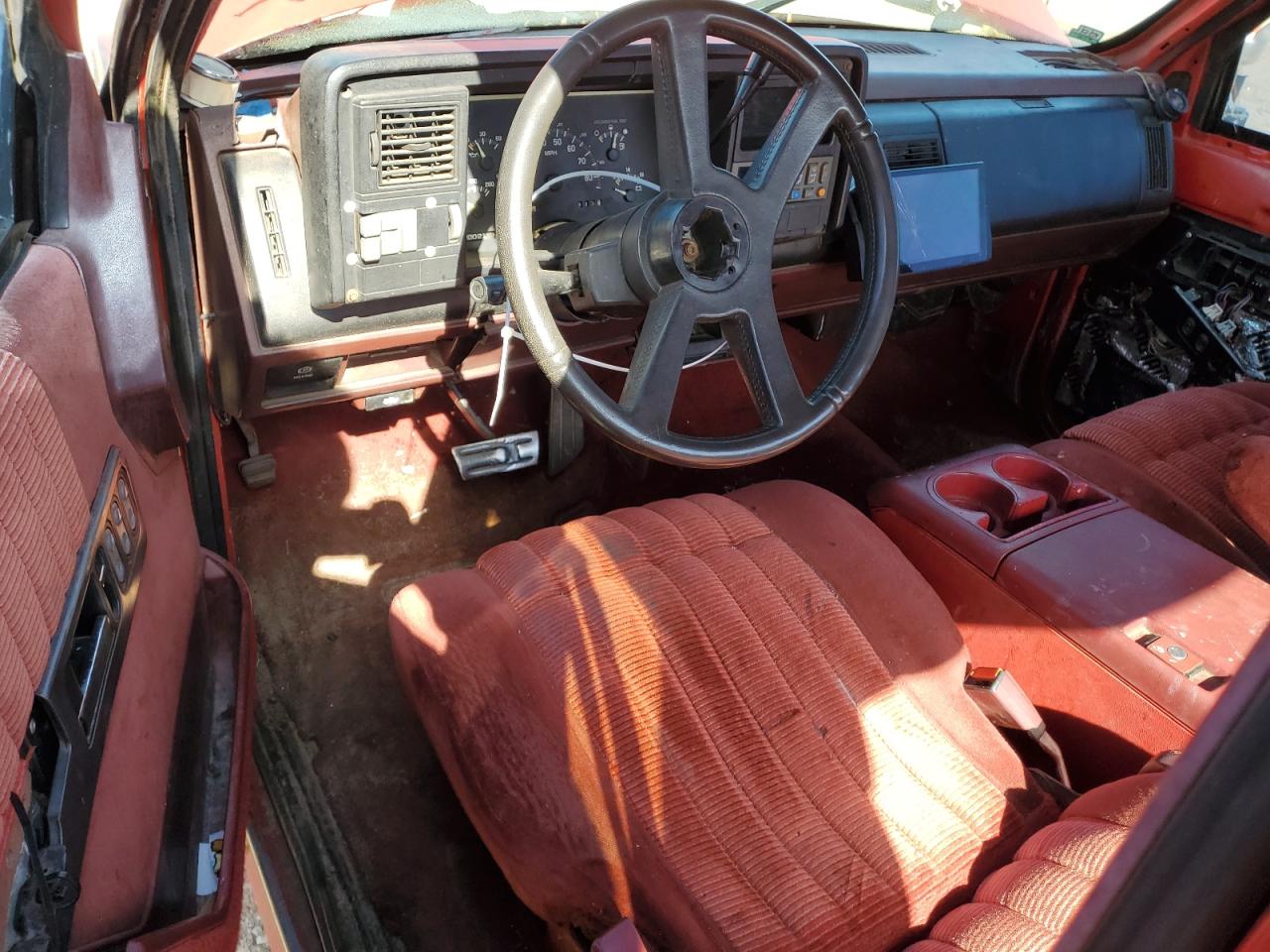 1993 Chevrolet Gmt-400 C1500 VIN: 2GCEC19K1P1158398 Lot: 57473905