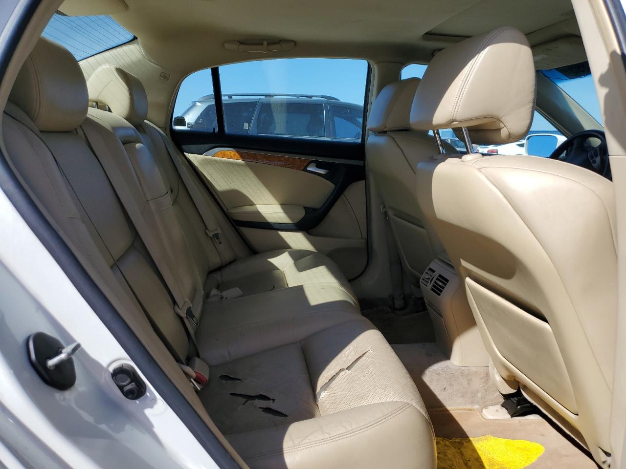 2004 Acura TL - Image 10