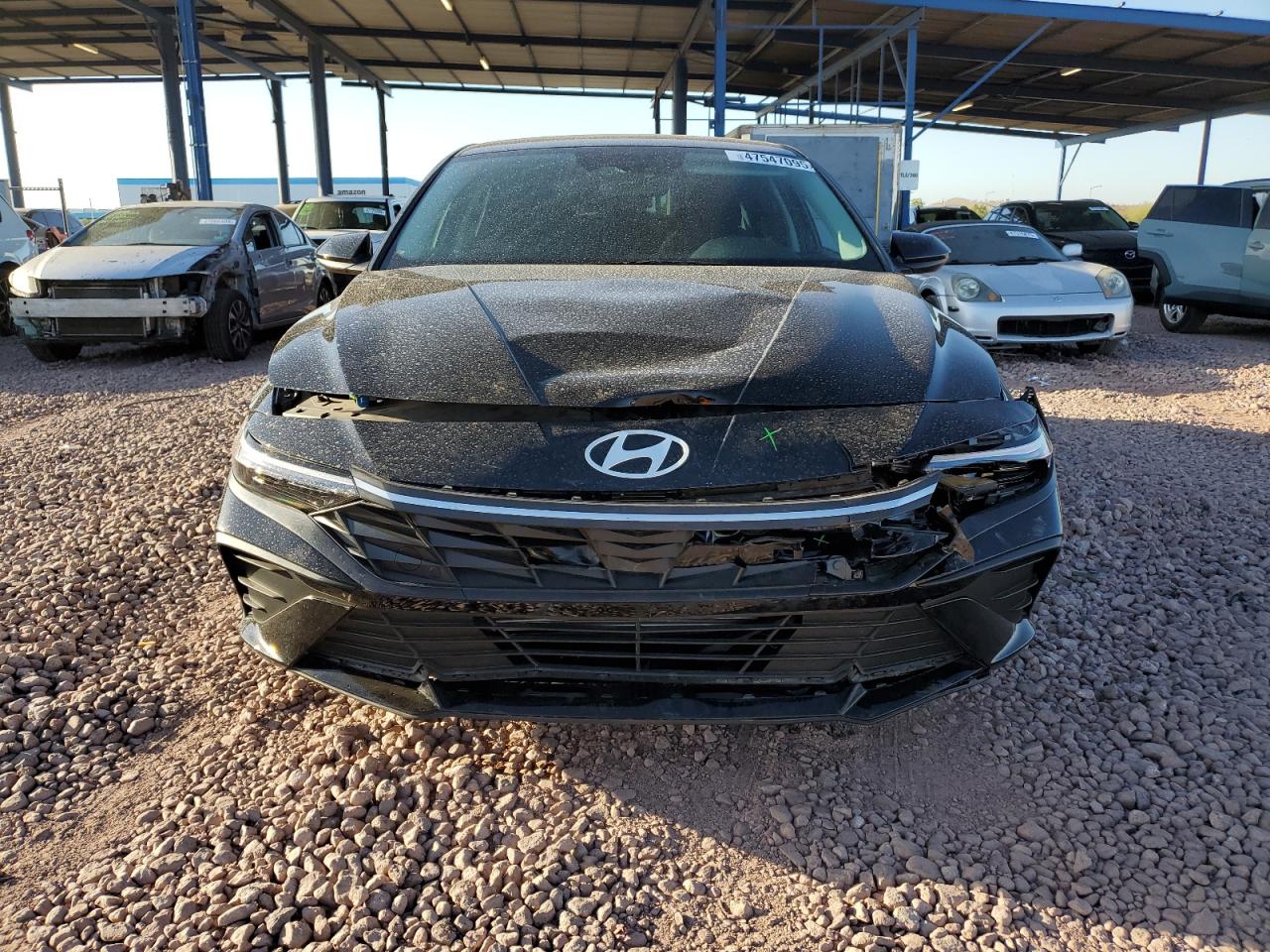 2024 Hyundai Elantra - Image 5