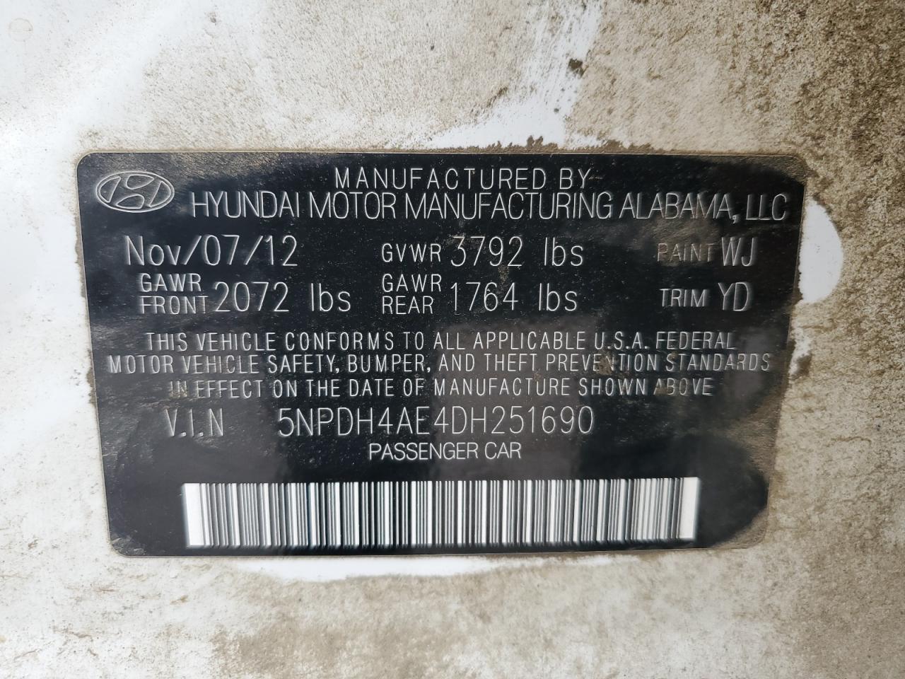 2013 Hyundai Elantra - Image 12
