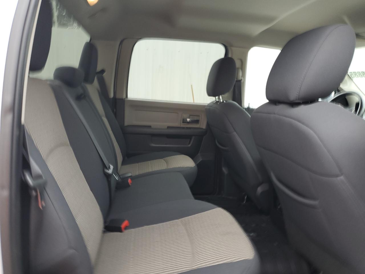 2012 Dodge RAM - Image 10