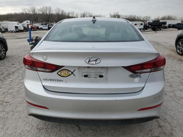  HYUNDAI ELANTRA 2018 Серебристый