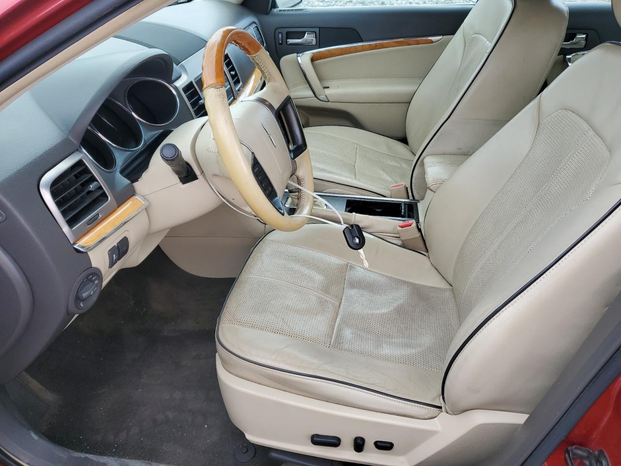 2011 Lincoln MKZ - Image 7