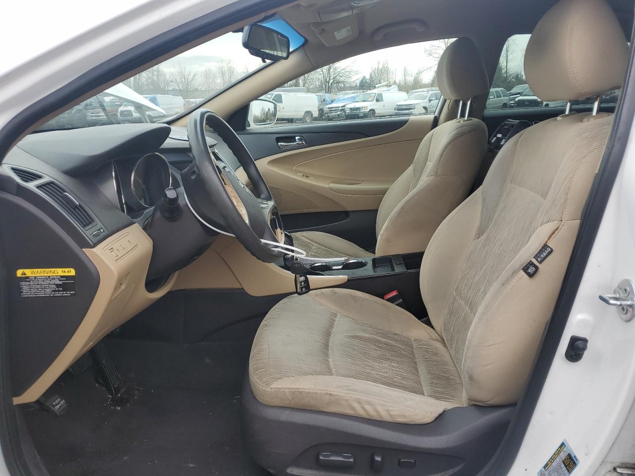 2012 Hyundai Sonata - Image 7