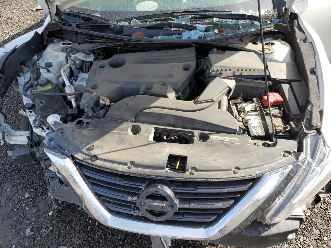 2018 Nissan Altima - Image 11