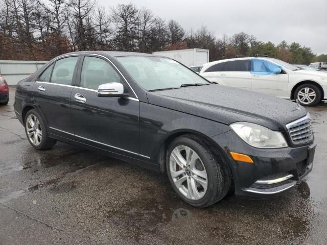 Седани MERCEDES-BENZ C-CLASS 2013 Чорний