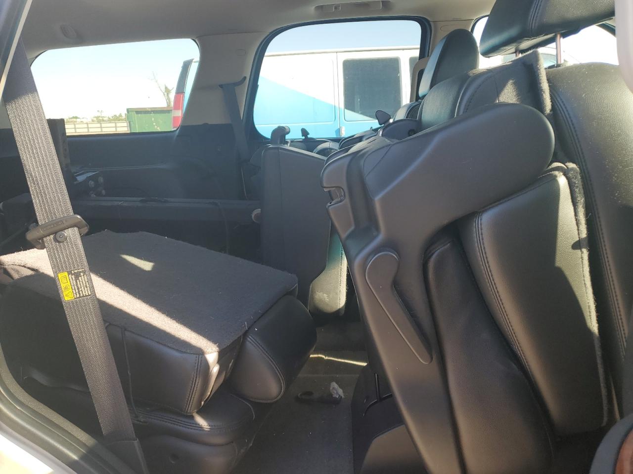 2007 Chevrolet Tahoe - Image 11
