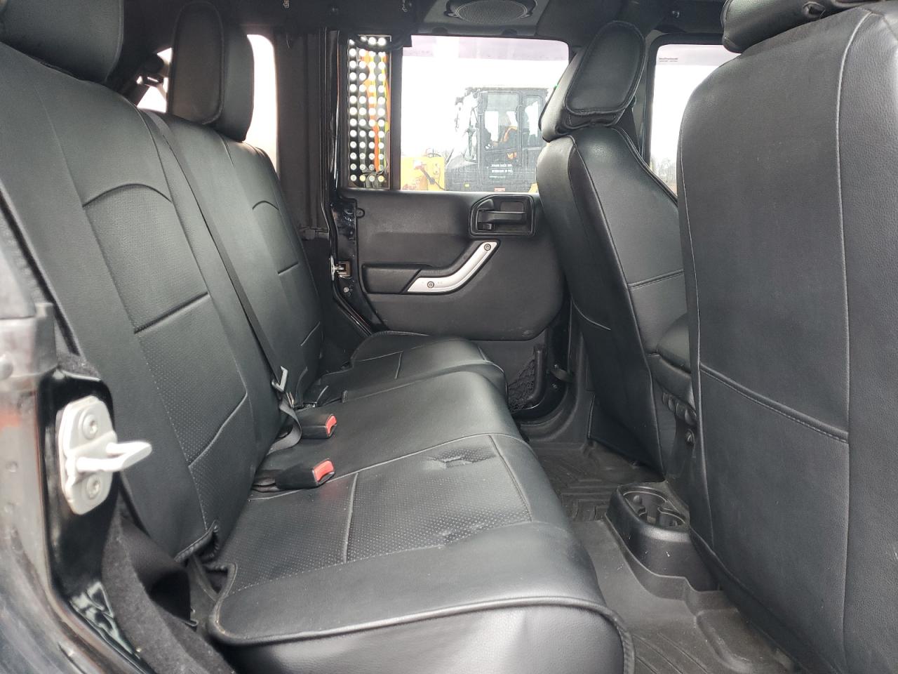 2013 Jeep Wrangler - Image 10