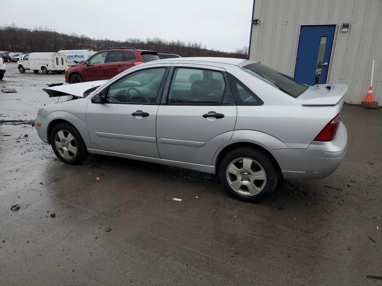 2007 Ford Focus - Image 2