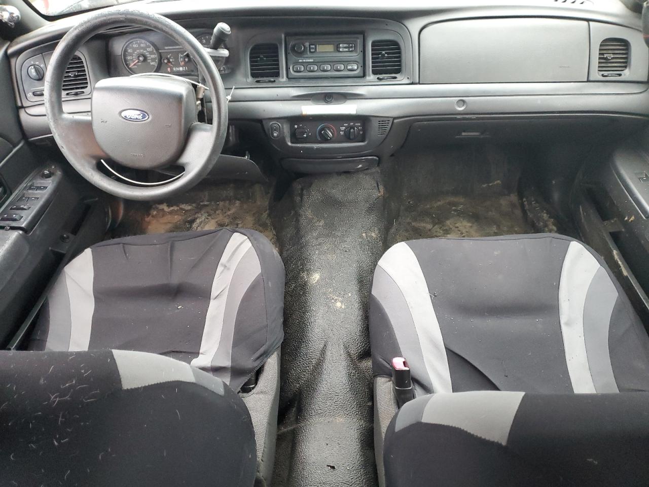 2009 Ford Crown Victoria - Image 8
