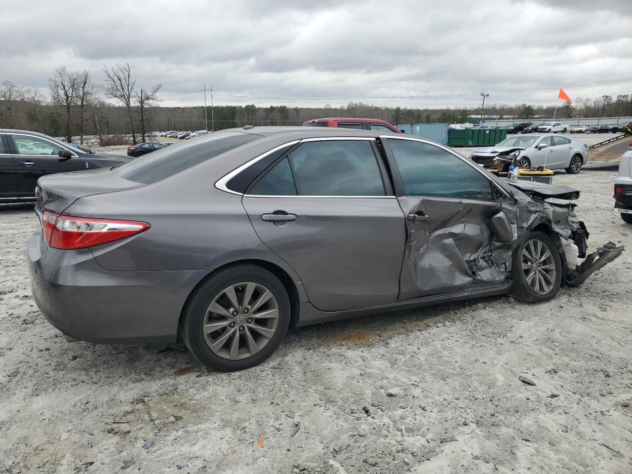 2015 Toyota Camry - Image 3