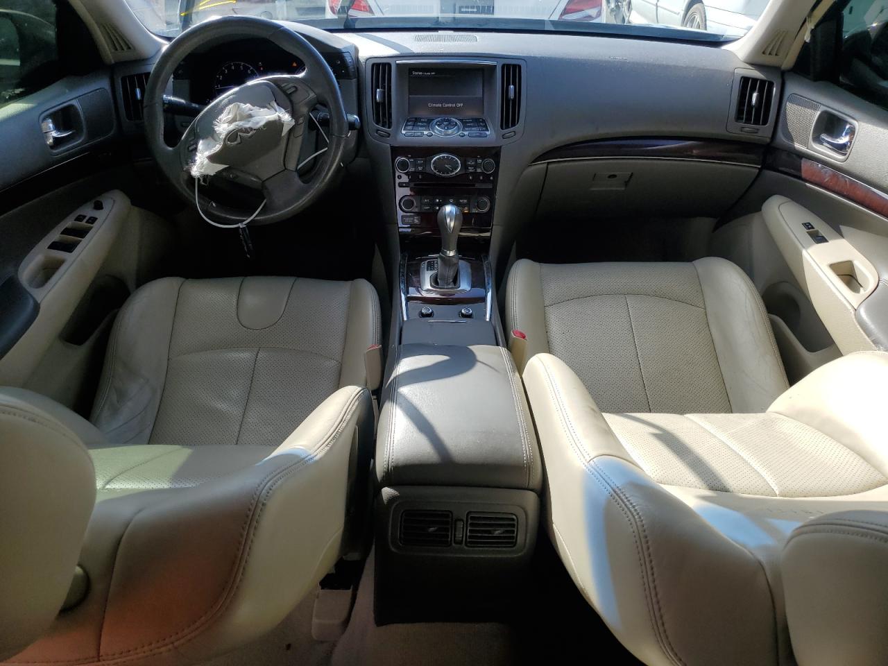 2012 Infiniti G - Image 8