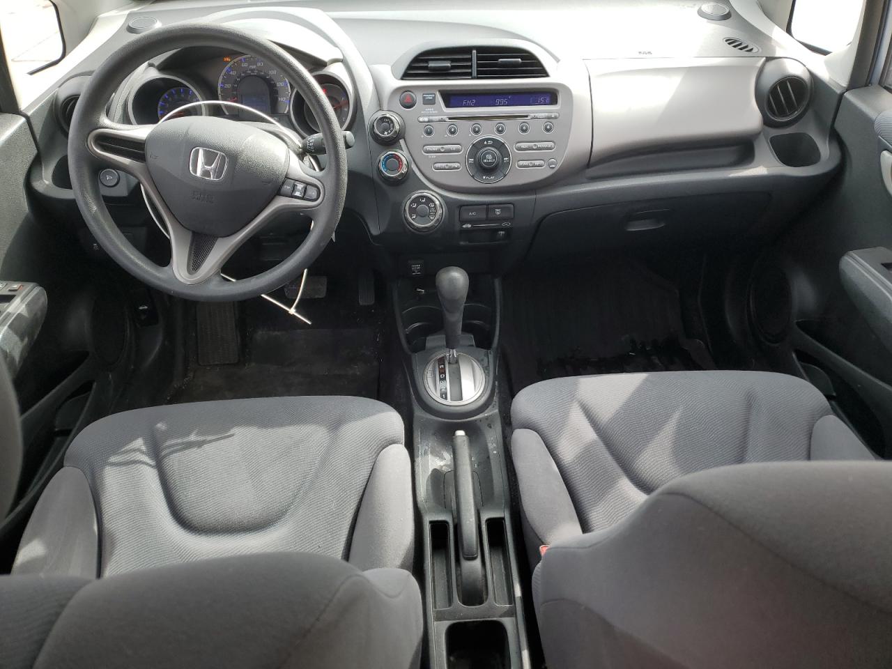 2011 Honda Fit - Image 8