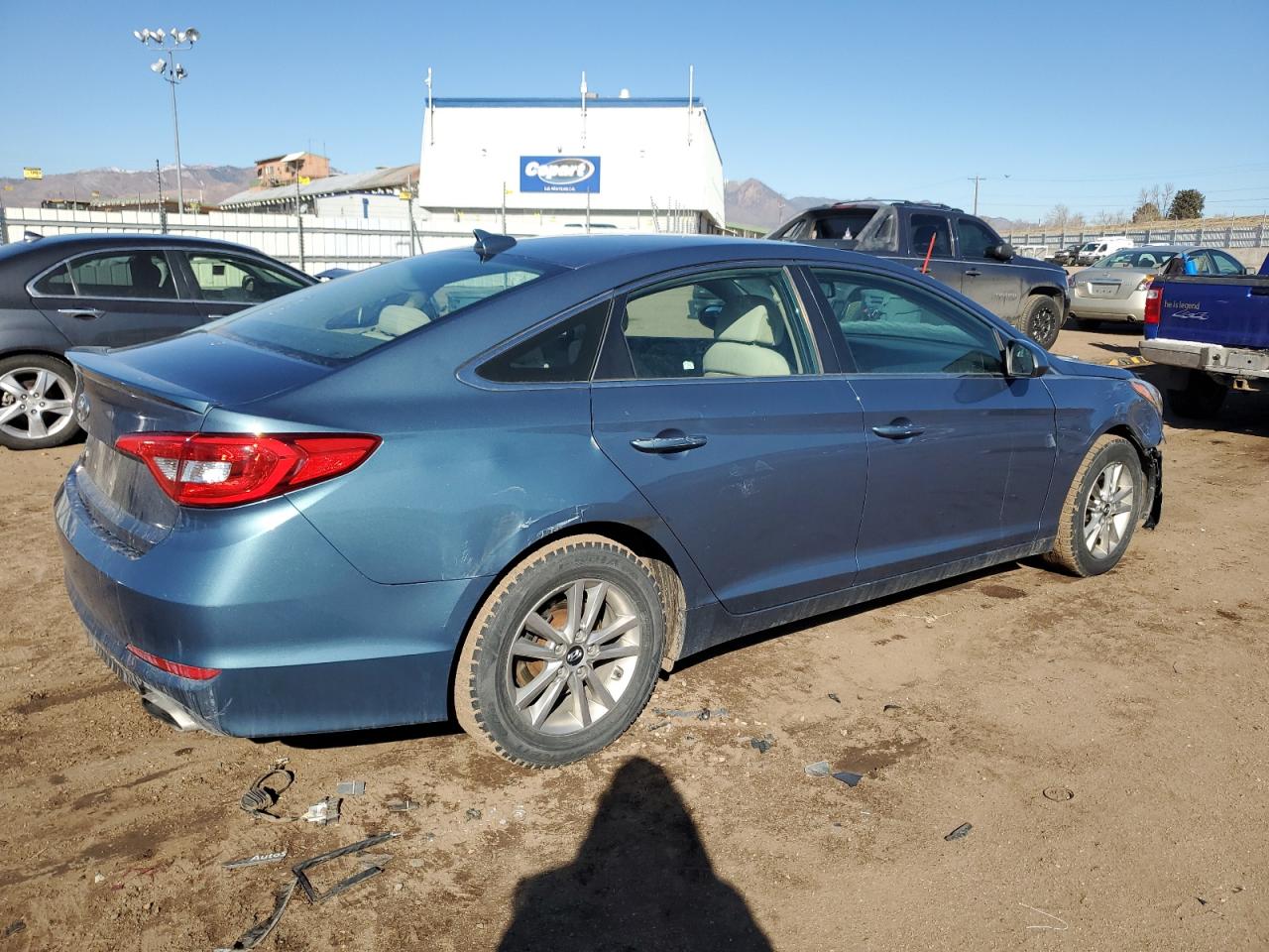 2016 Hyundai Sonata - Image 3